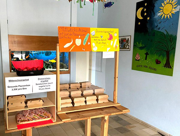 Gesunder Pausenverkauf an der Franziskushausschule Gesunder Pausenverkauf an der Franziskushausschule